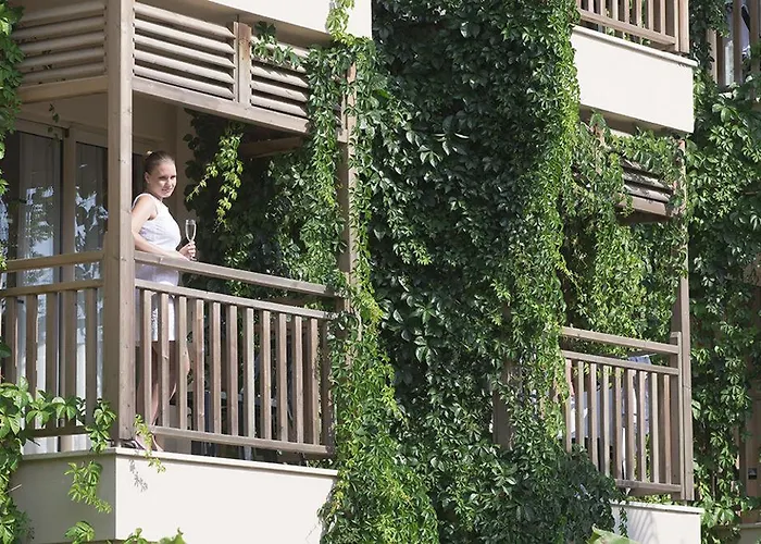Garden 5* סייד