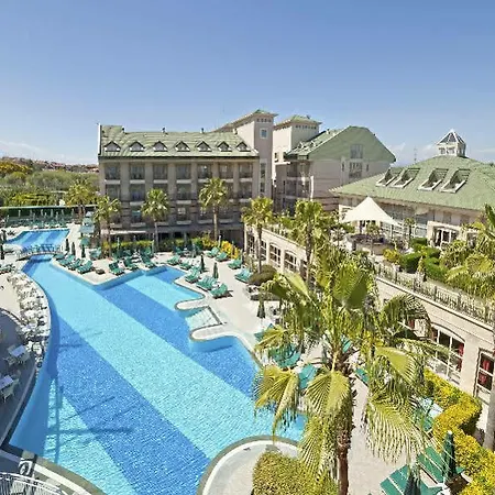 Garden Hotel Side